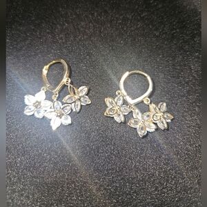 JEWELRY SALE!!!!  Gold Floral Earrings